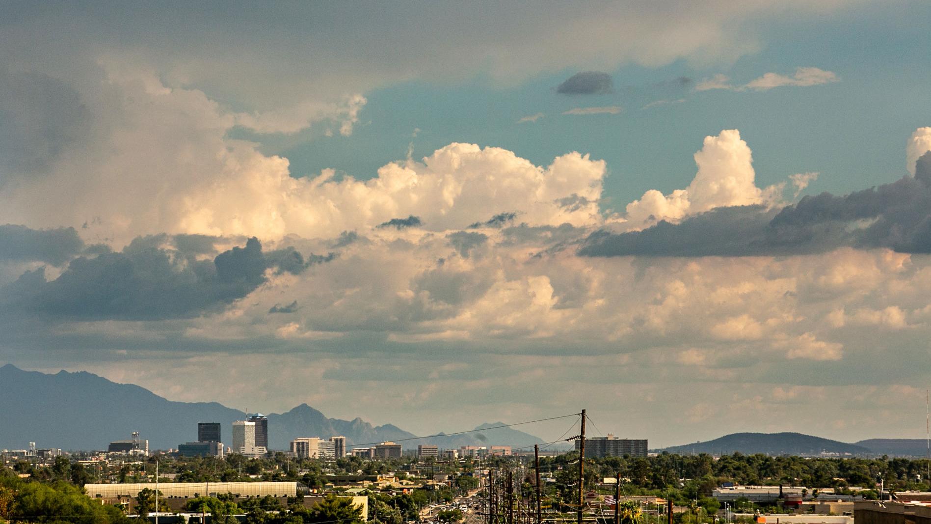 Tucson weather: Chance of thunderstorms later today